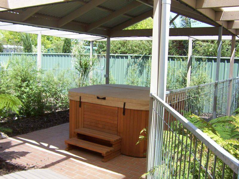 9 Bourke Drive, Benalla VIC 3672