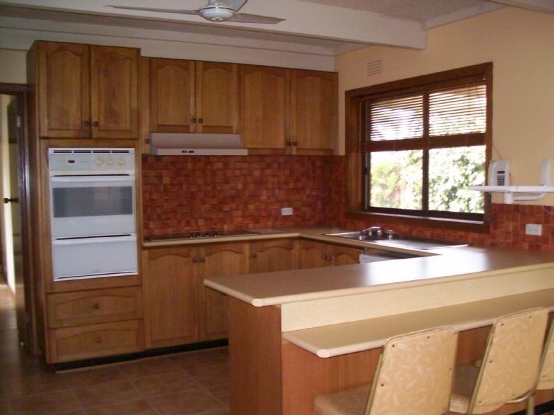 29 Monds Avenue, Benalla VIC 3672