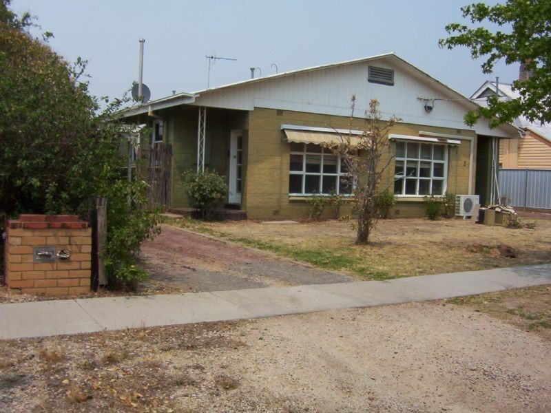 1/12 Perth Street, Benalla VIC 3672