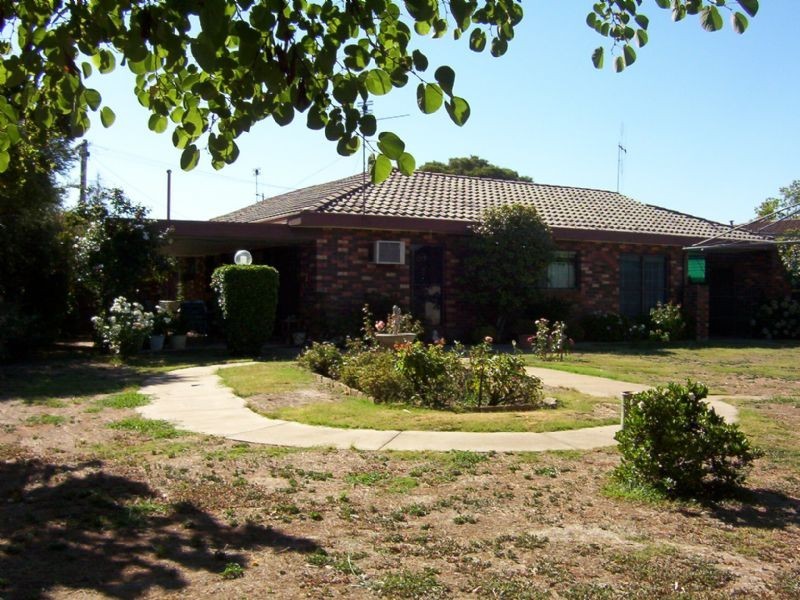 15 Warana Court, Benalla VIC 3672