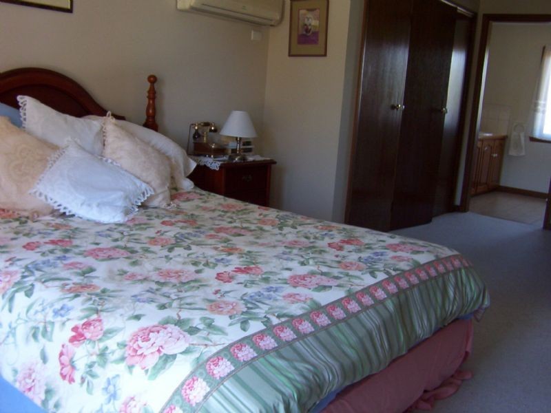 37 Shiffner Street, Violet Town VIC 3669