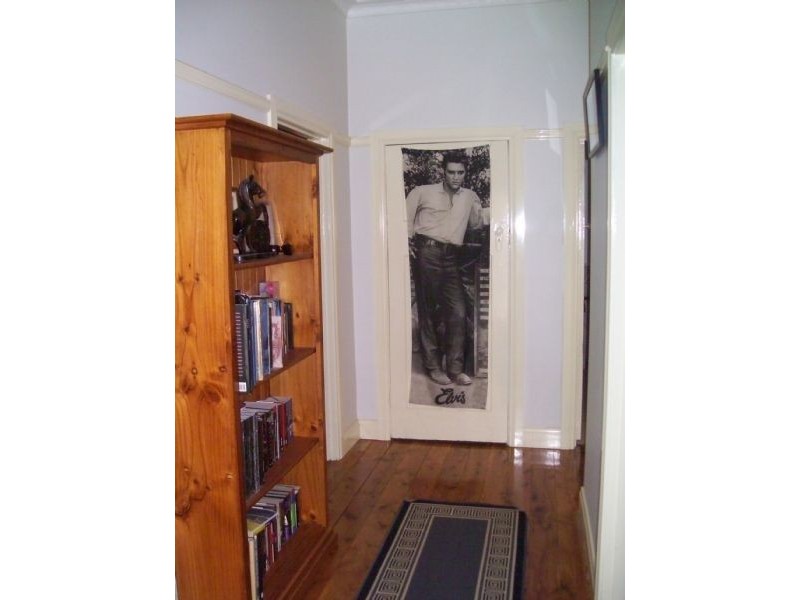 12 Riverview Rd, Benalla VIC 3672