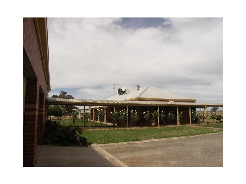 616 Yarrawonga Road, Benalla VIC 3672