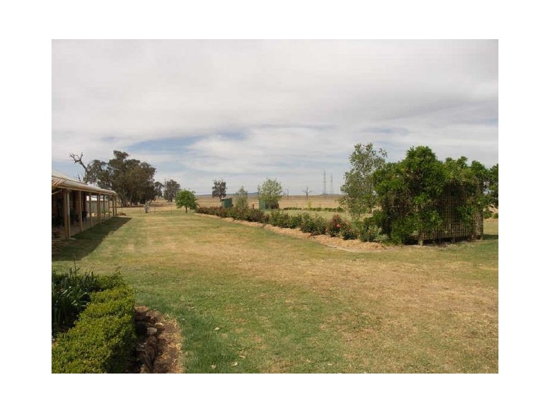 616 Yarrawonga Road, Benalla VIC 3672