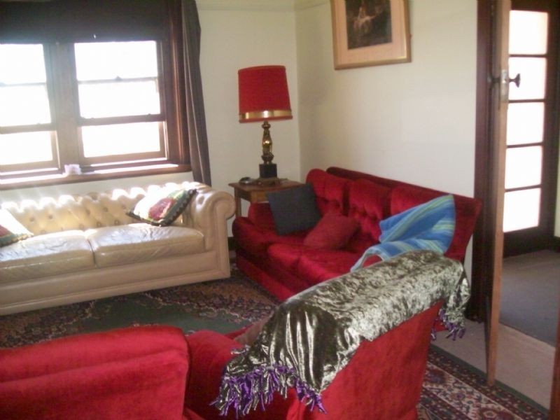 10 Neale Road, Goorambat VIC 3725