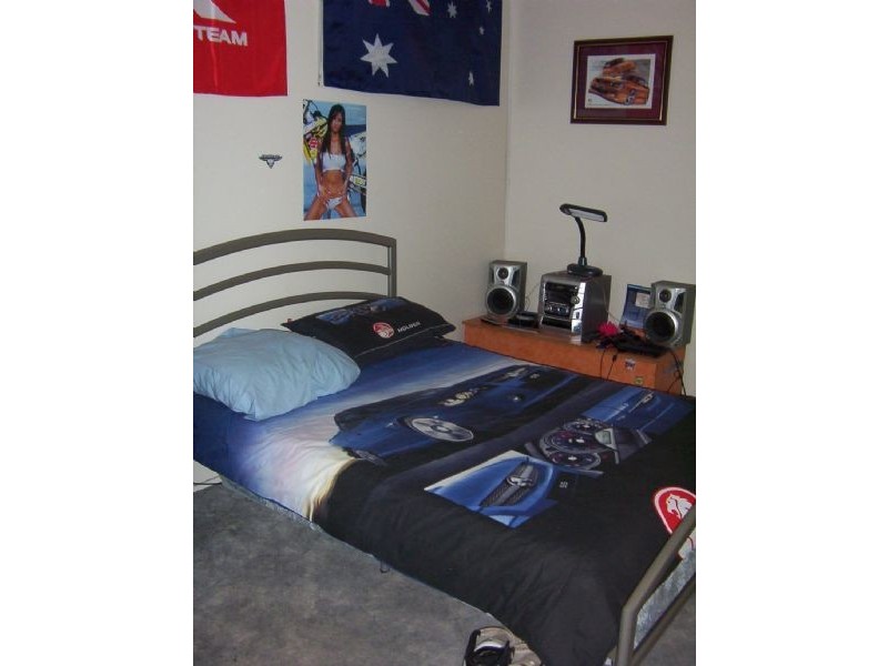 4 Ross Crt, Benalla VIC 3672