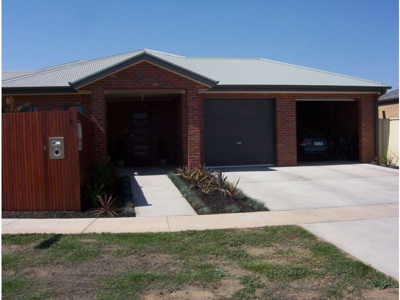 6 Green Court, Benalla VIC 3672