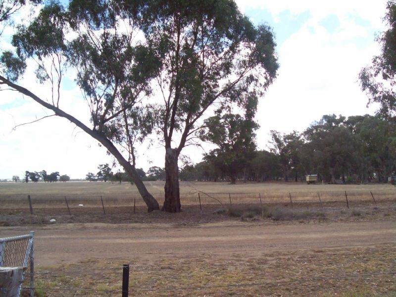 1093 Oliver Road, St James VIC 3727