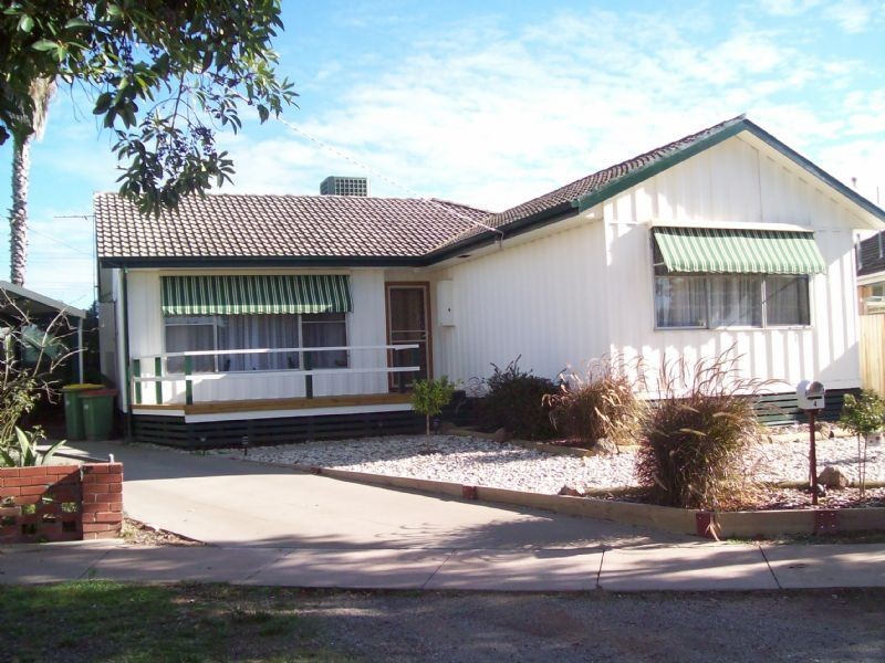 4 Ross Court, Benalla VIC 3672