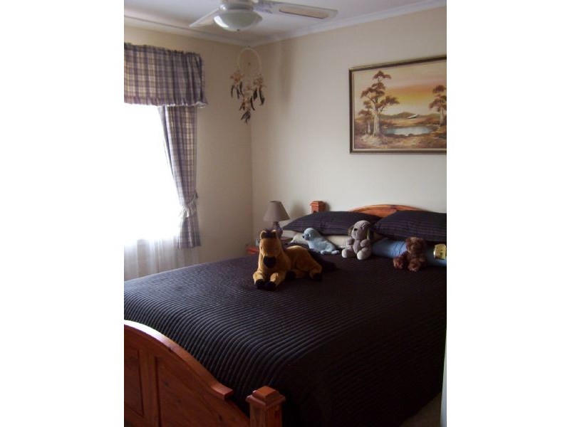 4 Ross Court, Benalla VIC 3672