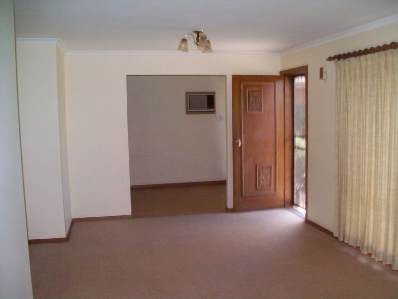 1/132 Waller Street, Benalla VIC 3672