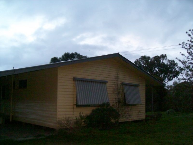 5  High Street, Violet Town VIC 3669