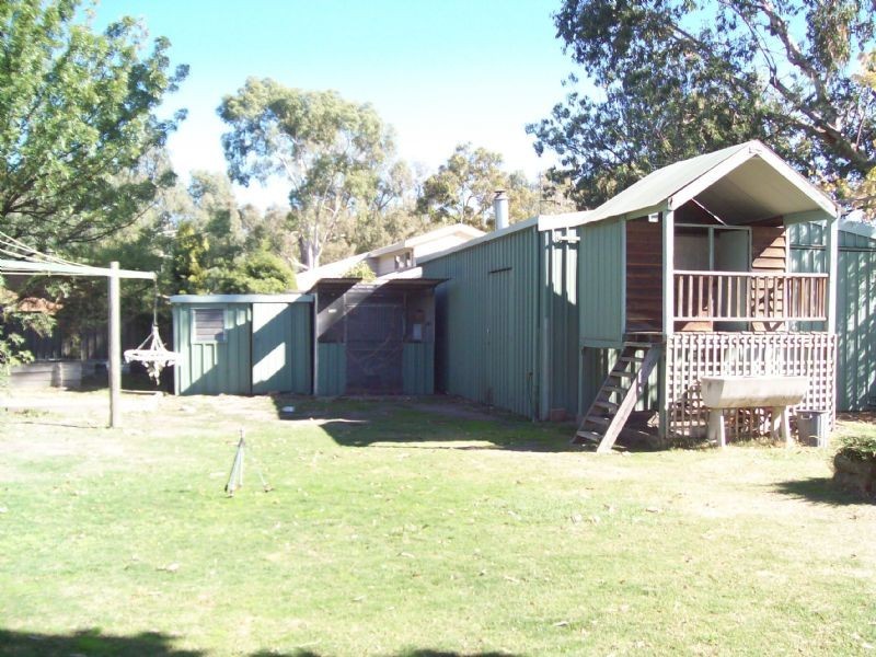 12  Riverview Road, Benalla VIC 3672