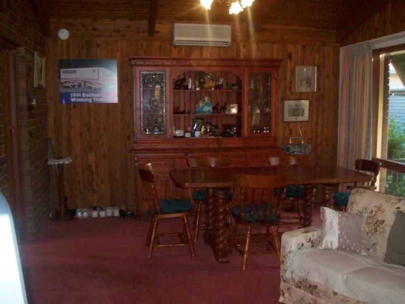 6  Neil Avenue, Benalla VIC 3672