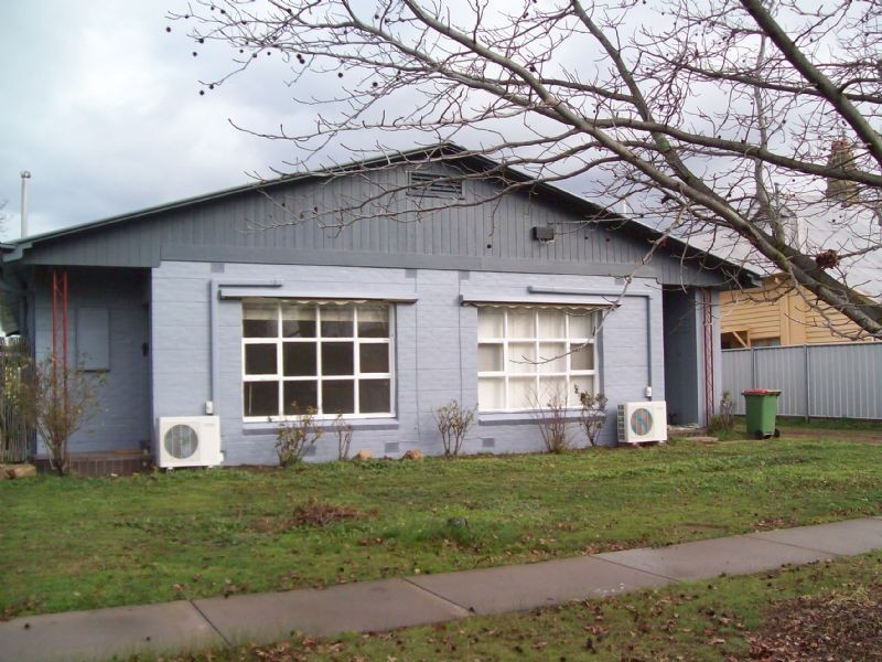 12 Perth Street, Benalla VIC 3672