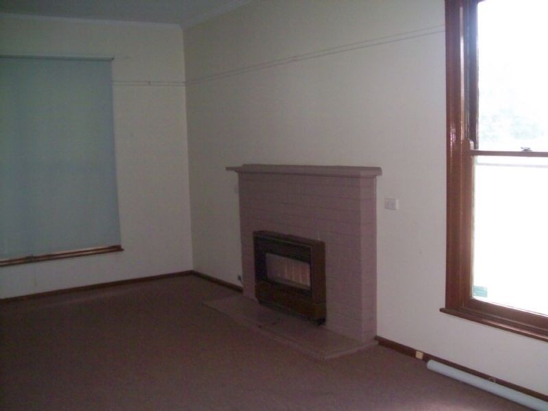 4  Russell, Benalla VIC 3672