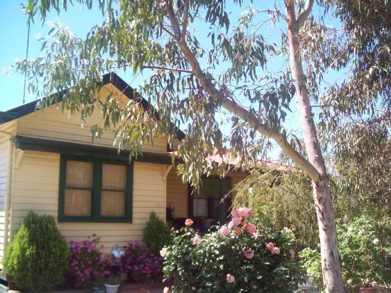 12  Brown Street, Devenish VIC 3726