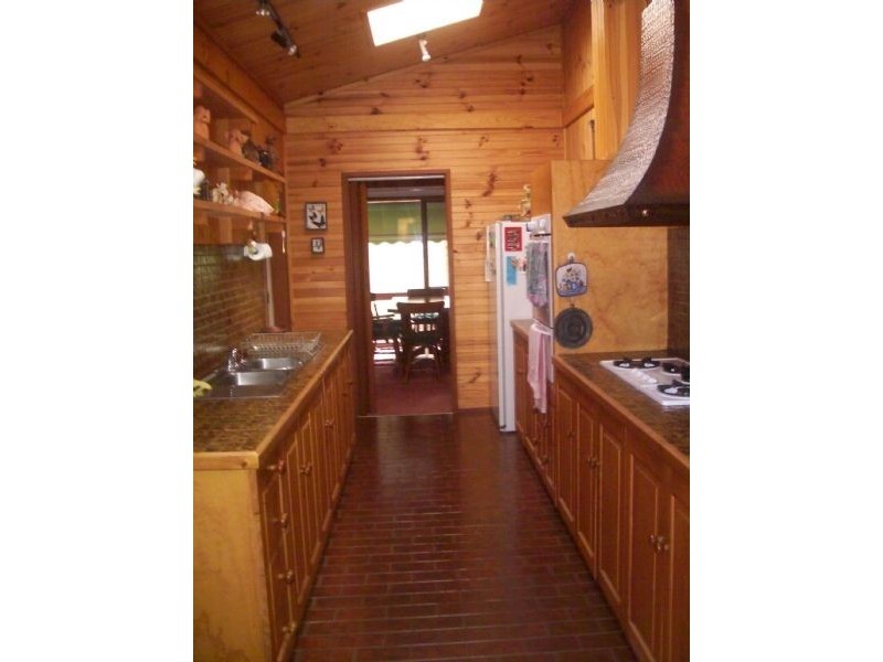 6  Neil Street, Benalla VIC 3672