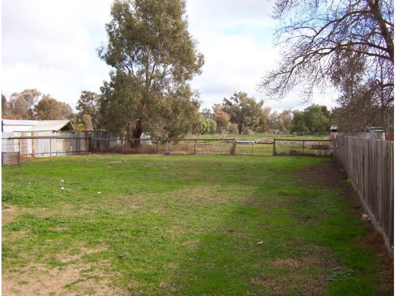 39 Palmerston St, Baddaginnie VIC 3670