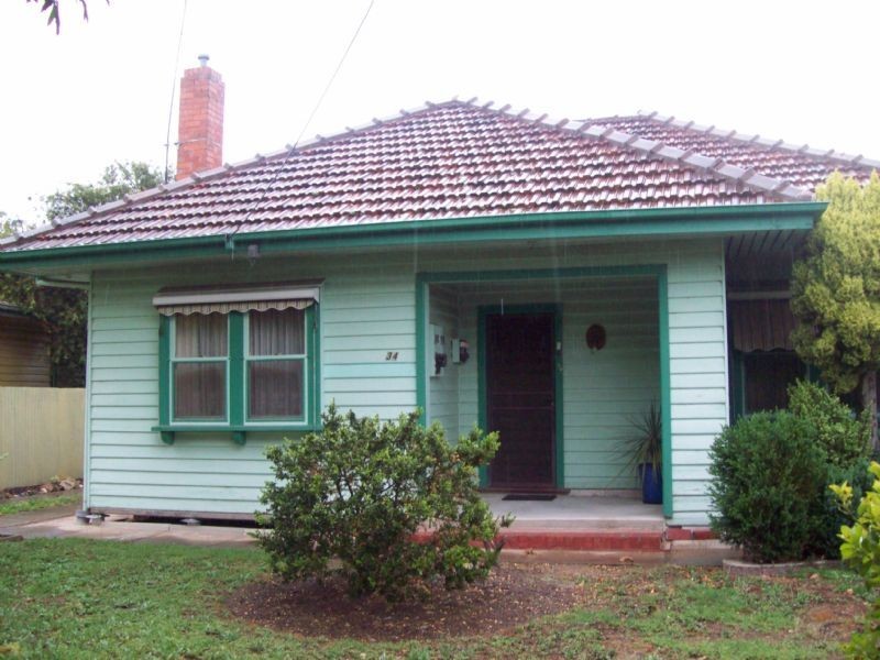 34 Mackellar Street, Benalla VIC 3672