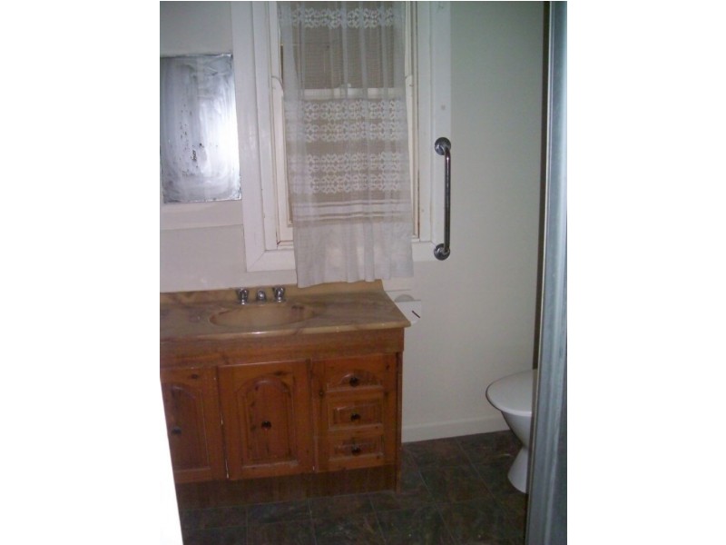 20  Deas Street, Benalla VIC 3672