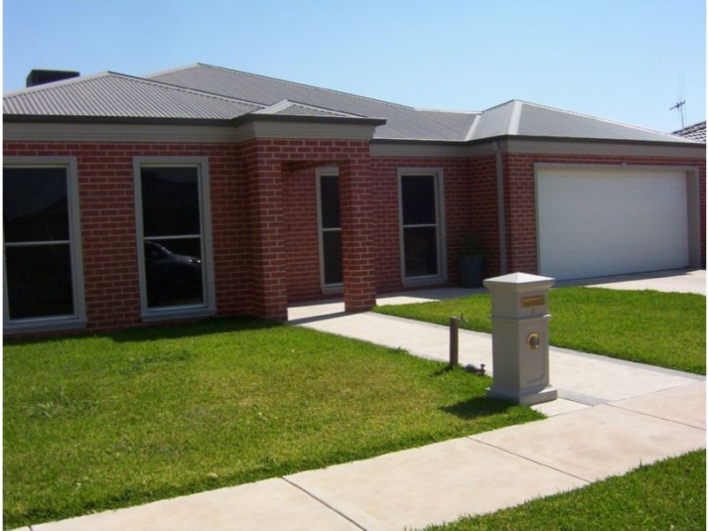 6 Schulz Street, Benalla VIC 3672