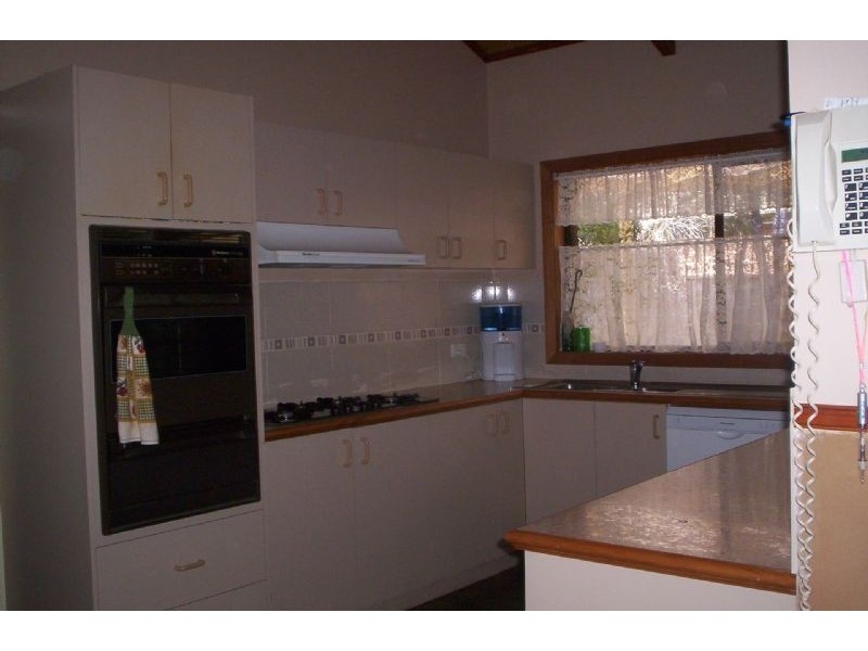 24 Kurrajong Court, Benalla VIC 3672