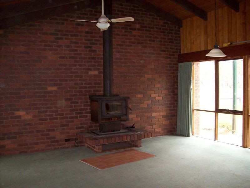 73 Palmerston Street, Baddaginnie VIC 3670