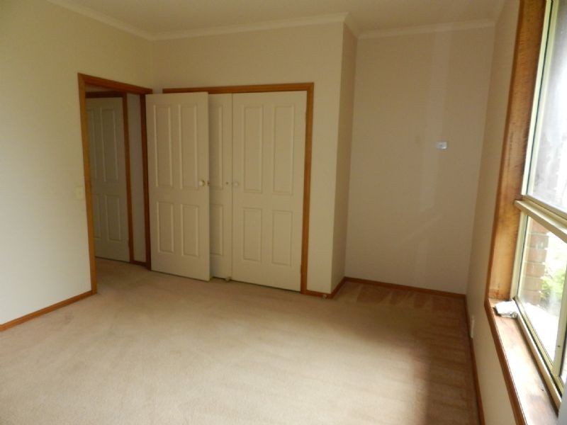 4 Chelsea Place, Alfredton VIC 3350