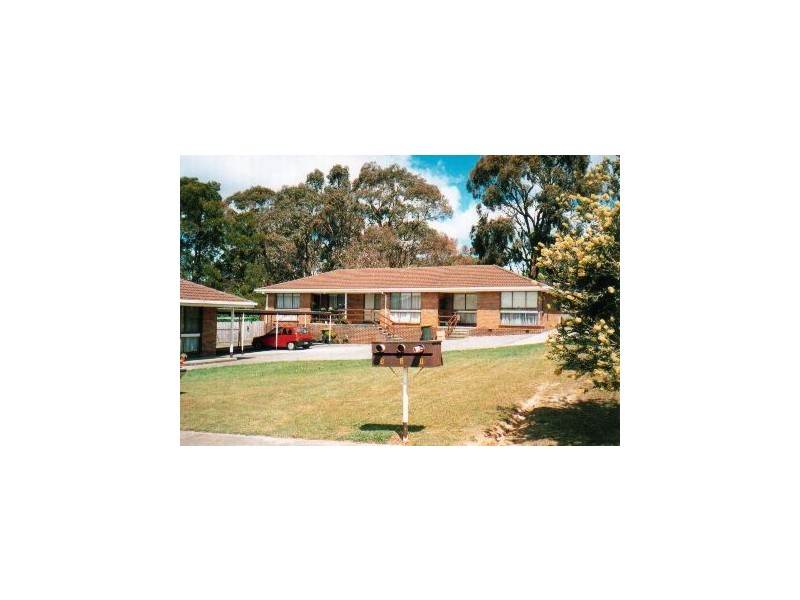 5/2 The Gums, Mount Clear VIC 3350