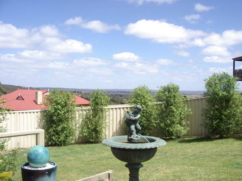 1016 Lal Lal Street, Buninyong VIC 3357