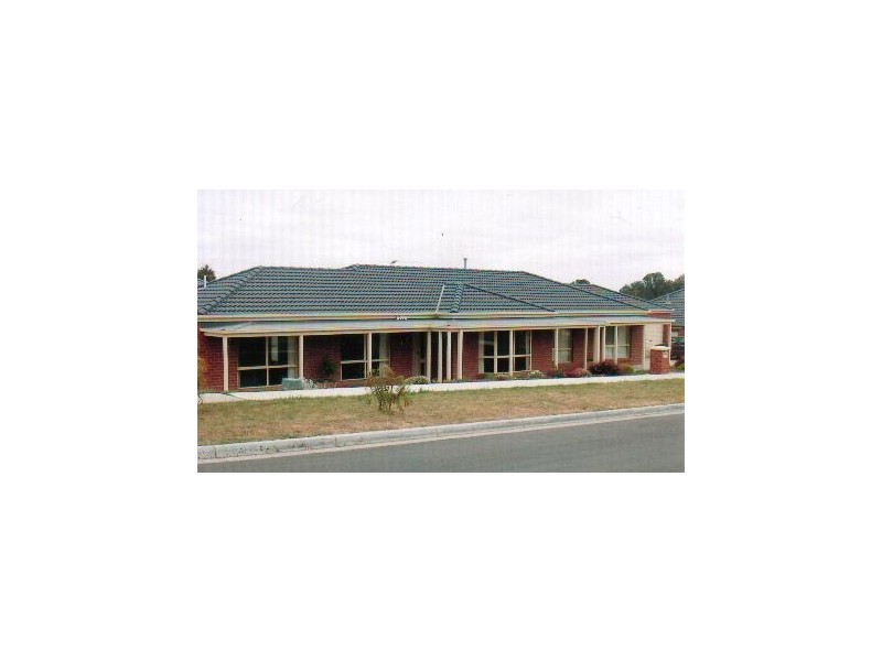 1 Canadian Springs Drive, Canadian VIC 3350