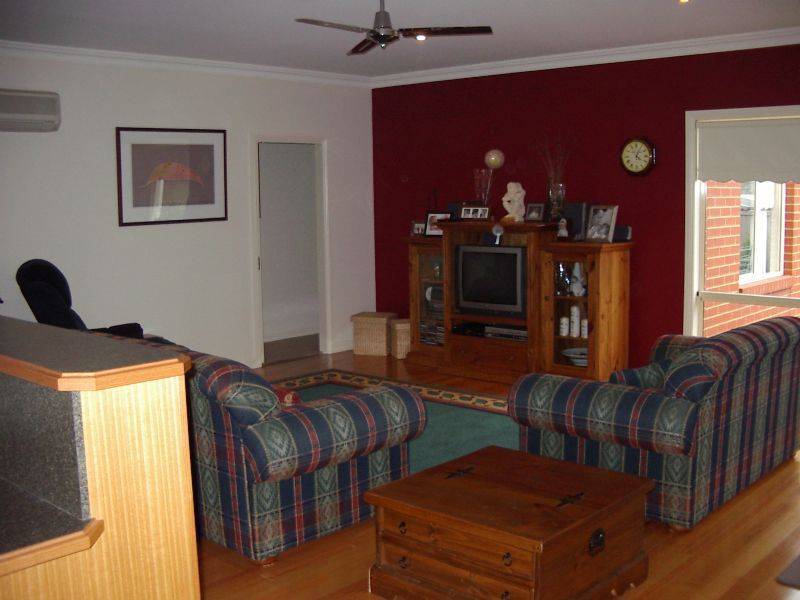 3 Parkmore Place, Invermay VIC 3352