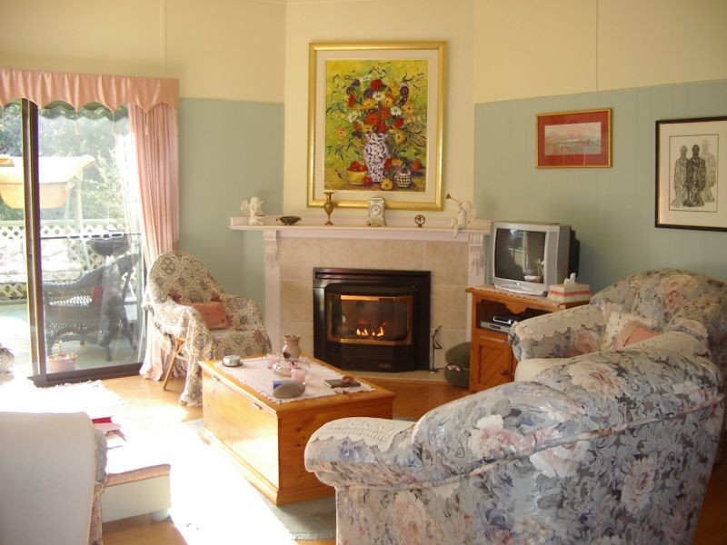 204 Elizabeth Street, Buninyong VIC 3357