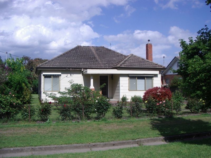 915 Pleasant St , Redan VIC 3350