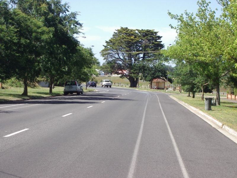 122A Burnbank Street, Lake Wendouree VIC 3350