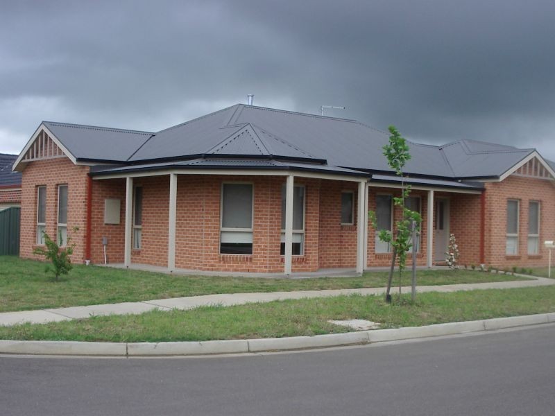 59 Stirling Drive, Lake Gardens VIC 3355