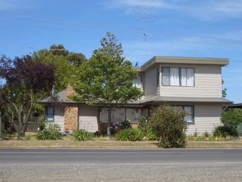 12 Bridge Street, Sebastopol VIC 3356