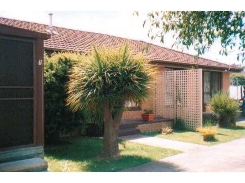 2/4 John Street, Wendouree VIC 3355