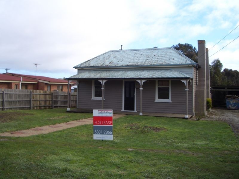25 Waters St, Brown Hill VIC 3350
