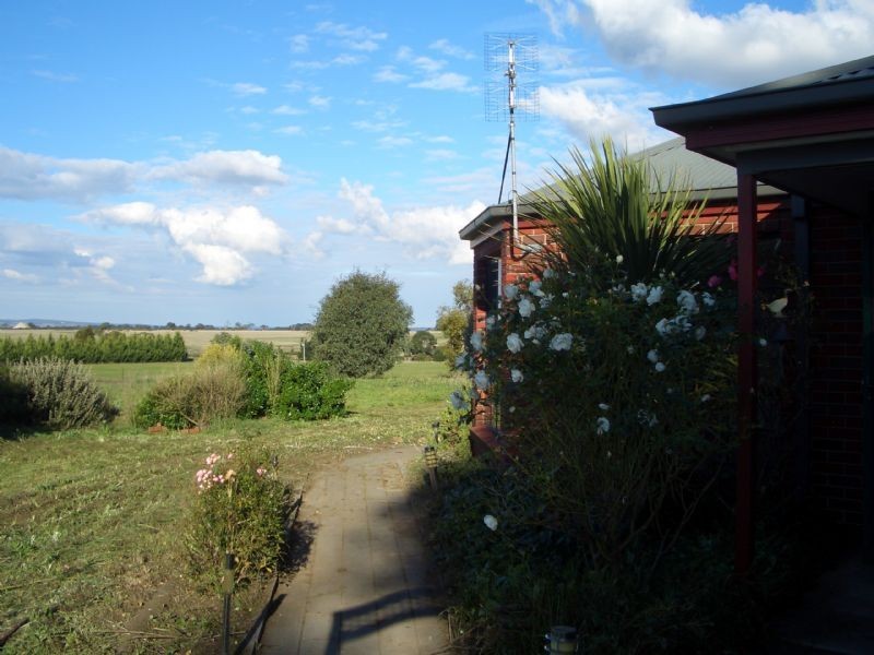 44 Shamus Drive, Ross Creek VIC 3351