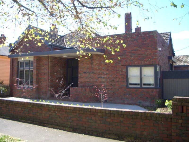 30 Webster Street, Lake Wendouree VIC 3350