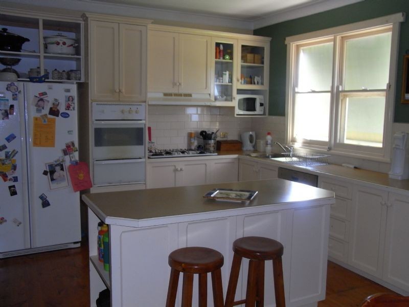 99 Albert St, Sebastopol VIC 3356