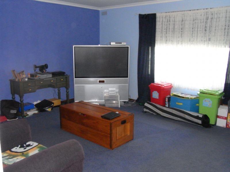 99 Albert St, Sebastopol VIC 3356