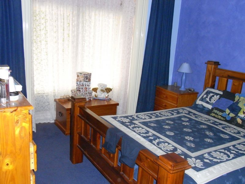 99 Albert St, Sebastopol VIC 3356