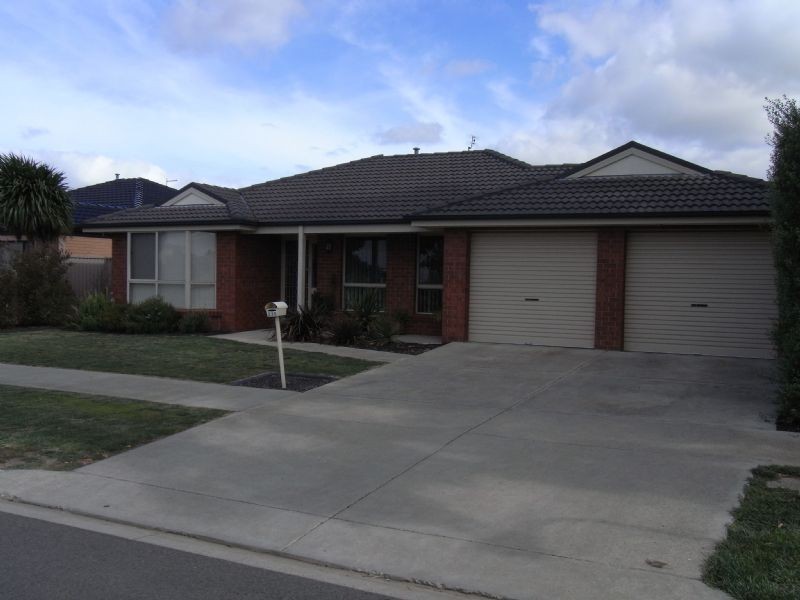 235 Whitelaw Avenue, Delacombe VIC 3356