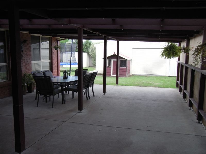 235 Whitelaw Avenue, Delacombe VIC 3356