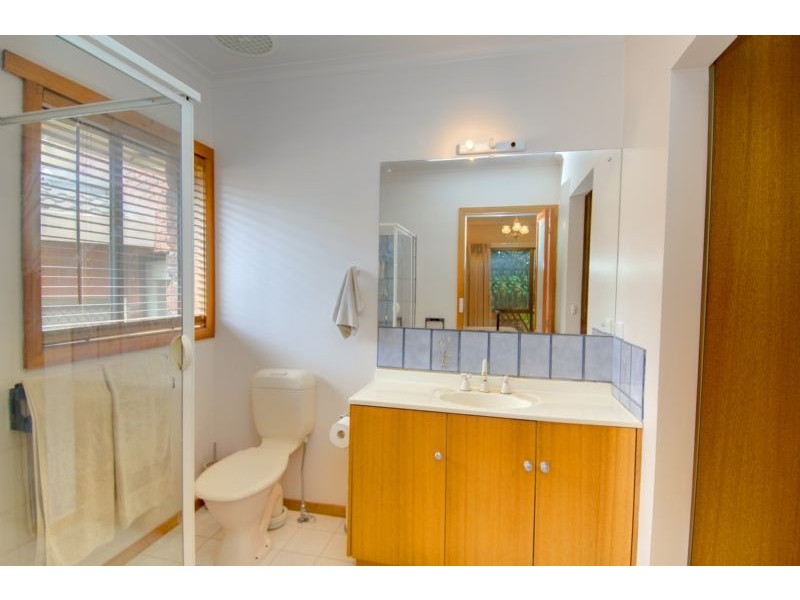 8 Lake View Court, Ballarat North VIC 3350