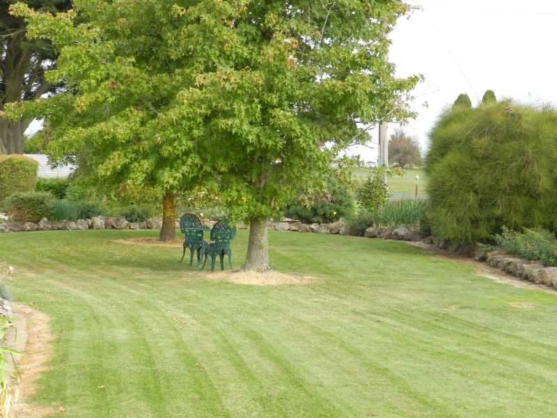 136 Sunraysia Drive, Miners Rest VIC 3352