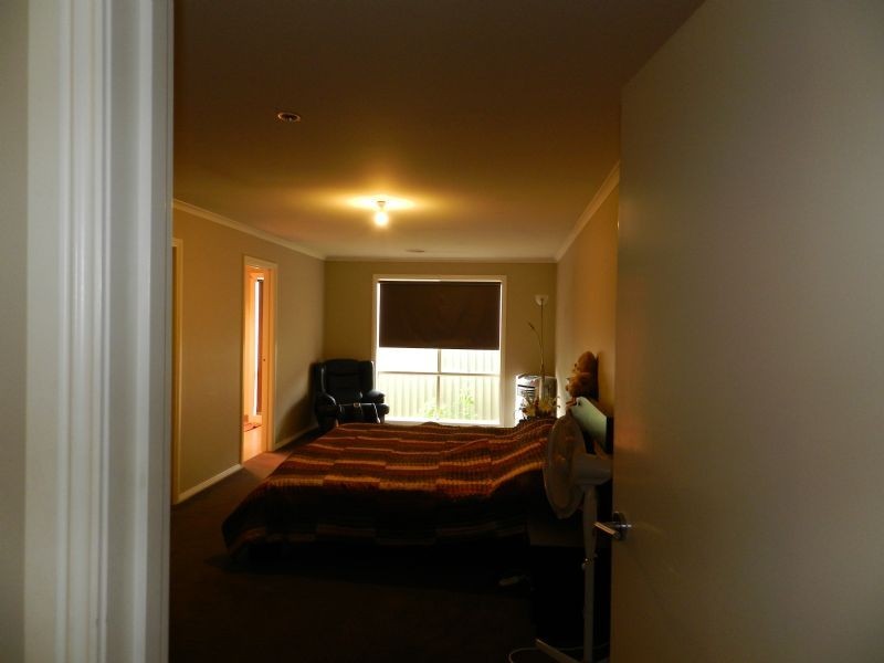 14 Lowry Crescent, Miners Rest VIC 3352